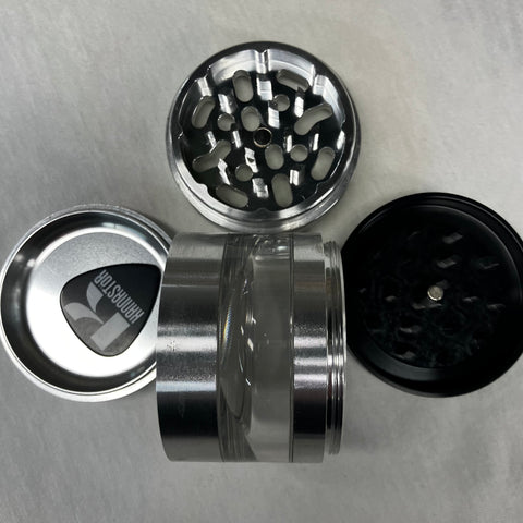 Kannastör Solid Top with Clear Body 4 Piece Grinder/Sifter/Storage